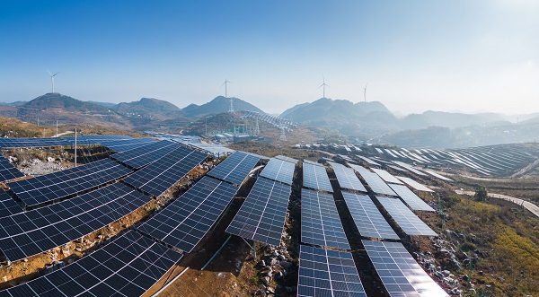 每年减少碳排放80万吨以上 大唐华银湖南娄底生态治理光伏发电项目成功并网发电